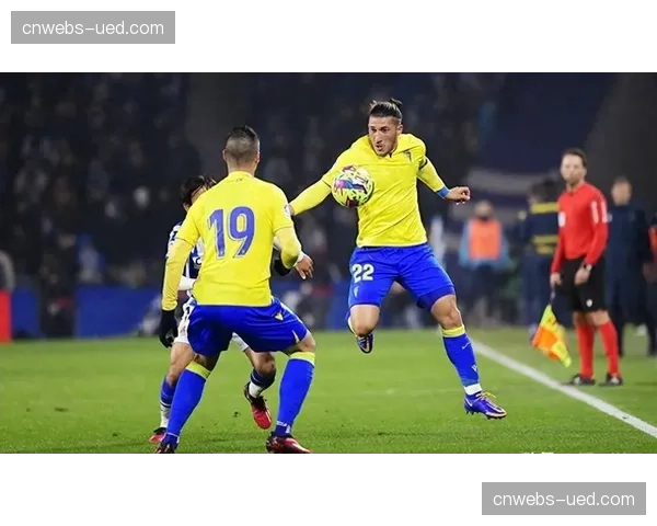 赛后述评：格拉纳达战平加的斯，一场结果对双方都无益的保级大战